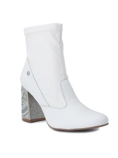 ANKLE BOOT COM CRISTAIS NO SALTO front