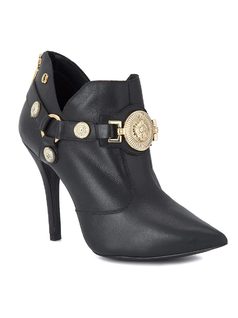 ANKLE BOOT COM METAIS E DETALHE NA SOLA front