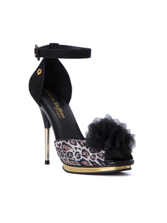 PEEP TOE SANDAL WITH POM POM front
