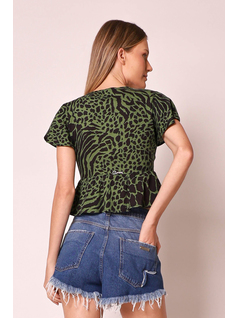 BLUSA CROPPED CS YOUNG VERANO 2023 back