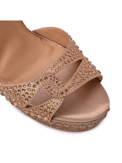 PLATAFORMA CARMEN STEFFENS VERANO 2023 back