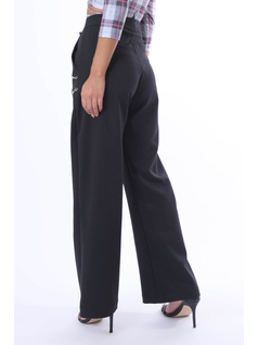 PANTALON CON CADENAS back